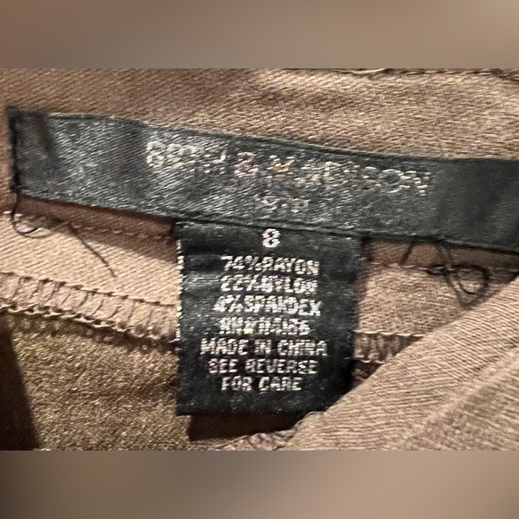 8 89th & Madison NEW MOCHA BROWN Pencil Skirt BACK SLIT ZIPPER WAIST - Picture 3 of 5